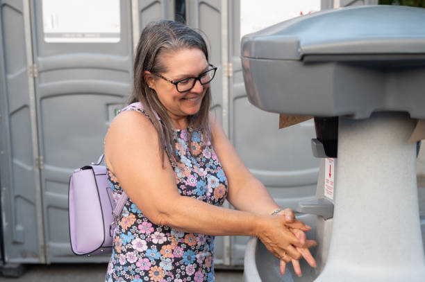 Best Portable toilet rental cost  in Troy, MI